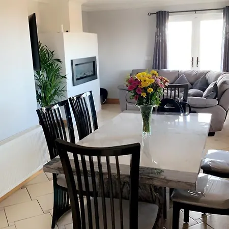 Aran Views Bed & Breakfast *